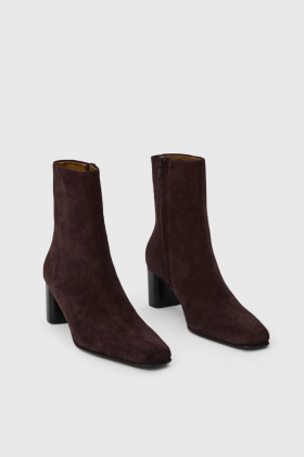 Praia Ankle Boots, Walnut Suede