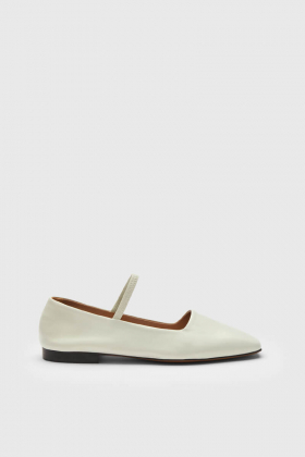 Petina Mary Jane Flats, Perla