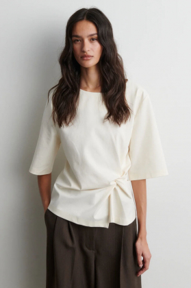 Arkai Drape Tee, Eggnog