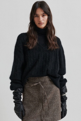 Brooky Knit V-Neck, Black