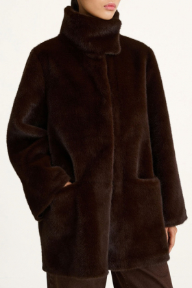 Hilani coat, Coffee